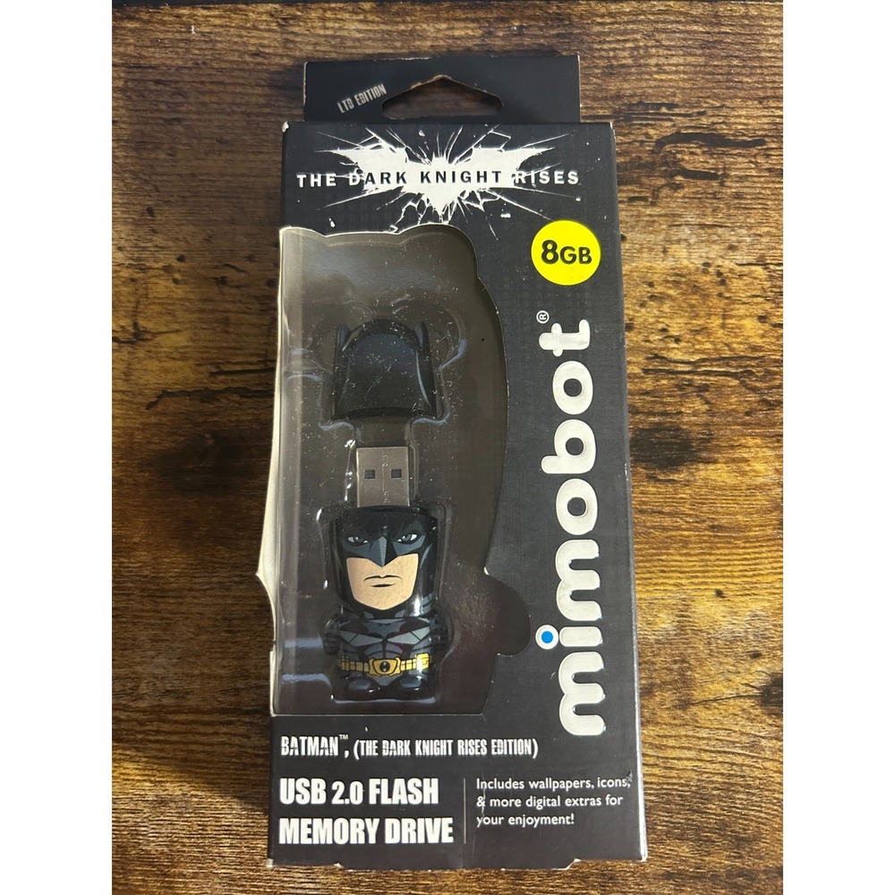 Mimobot Batman The Dark Knight Rises 8 GB USB 2.0 Flash Drive SDCC